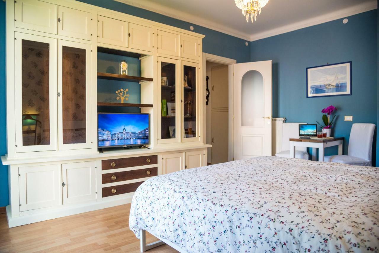 Room Felicia Trieste Exterior photo